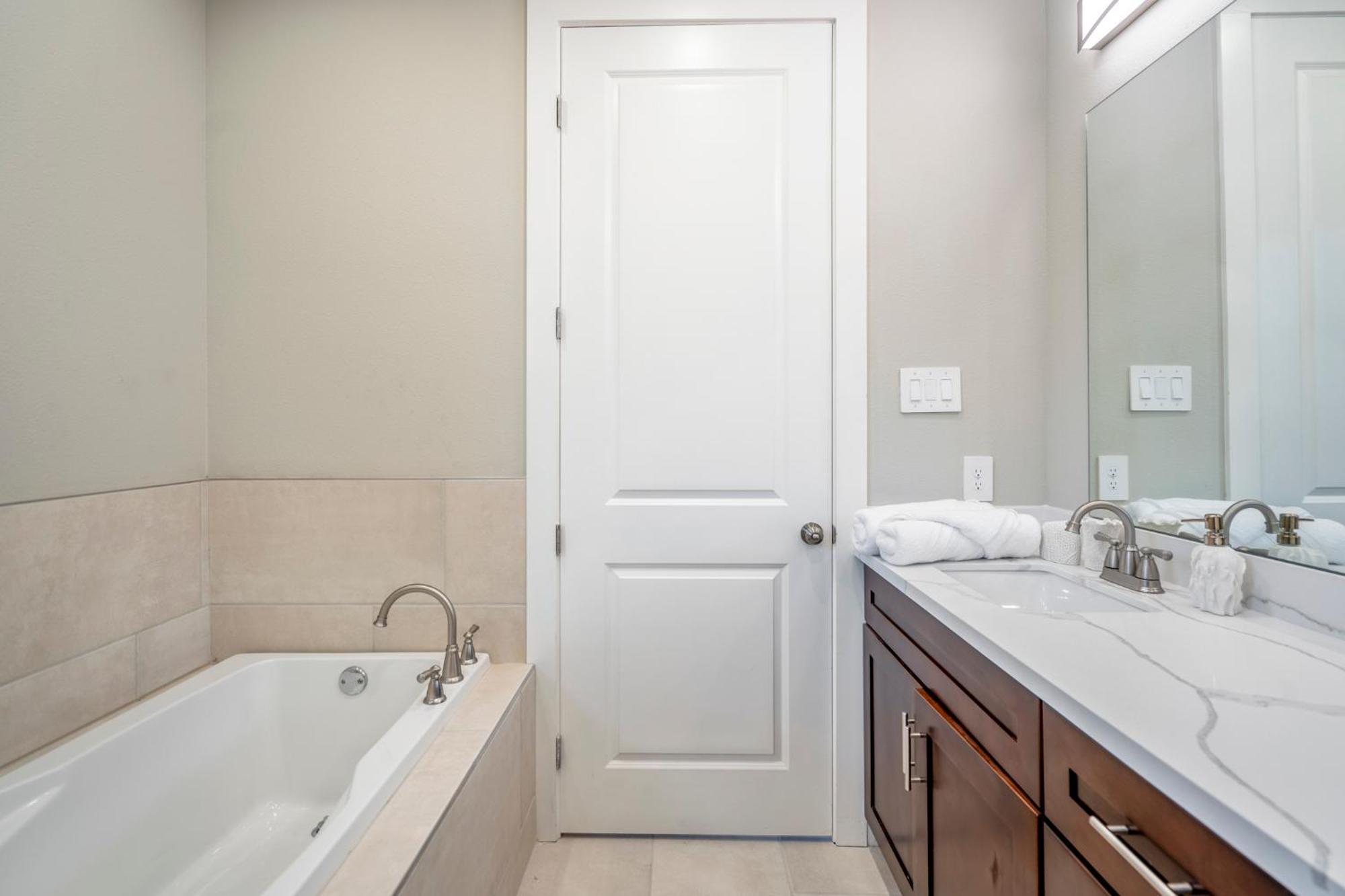 Spacious 3 Bed House Near Md Anderson With Free Parking & Wi-Fi Houston Zewnętrze zdjęcie